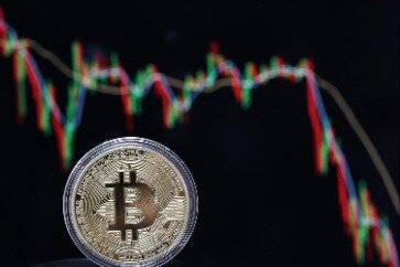 8 Top Bitcoin, Cryptocurrency And Blockchain Stocks